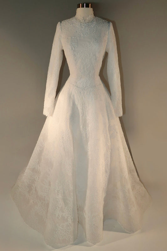 Preloved US10 Anna Augusta Bridal Gown