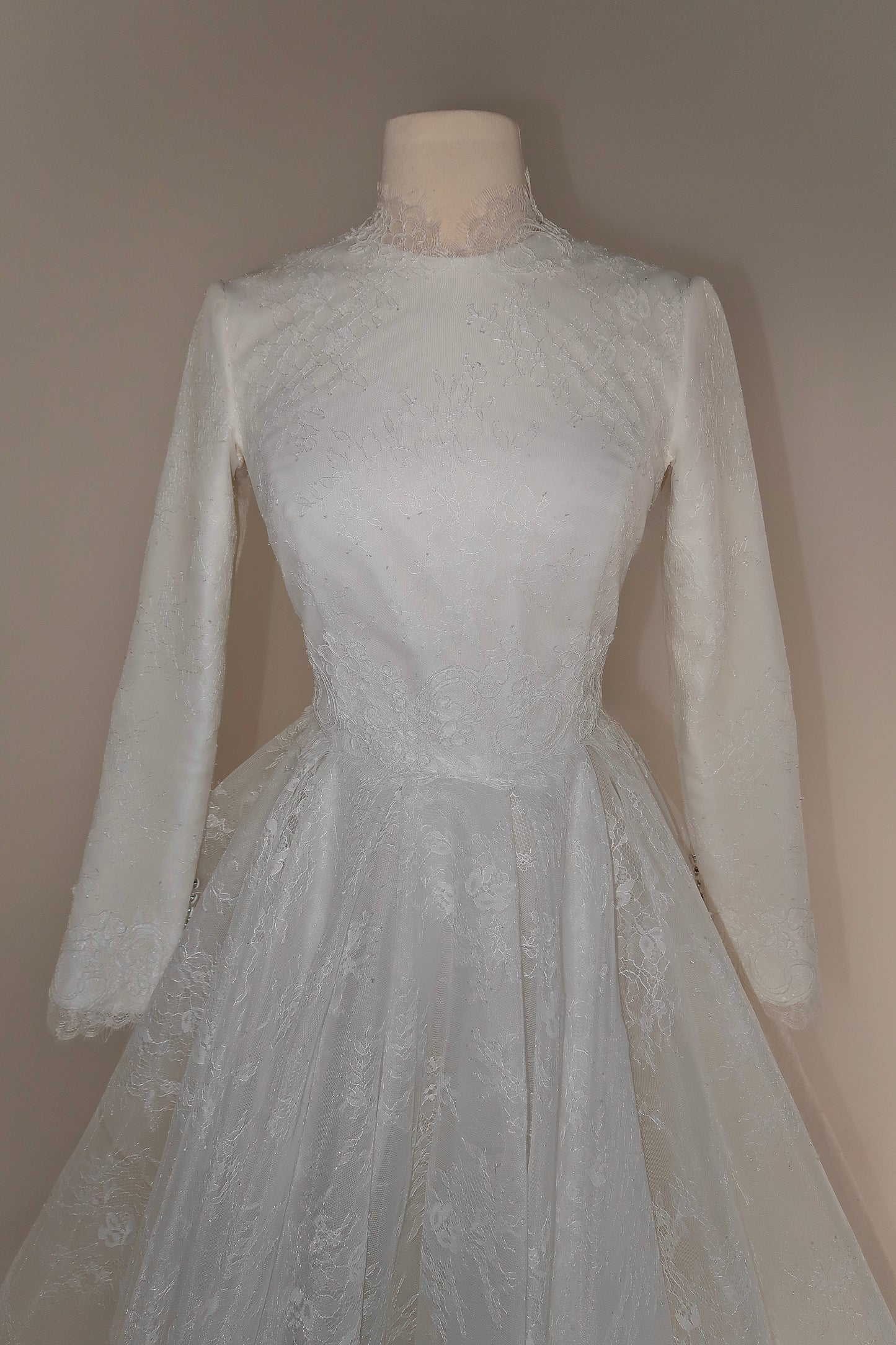 Preloved US2 Anna Augusta Bridal Gown