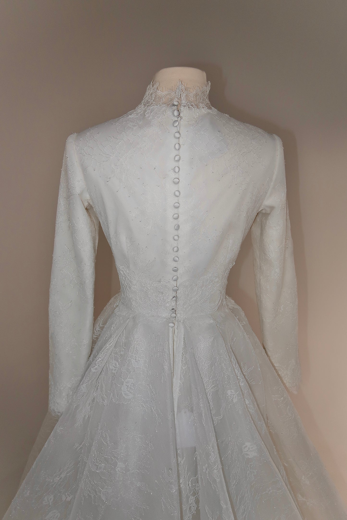 Preloved US2 Anna Augusta Bridal Gown