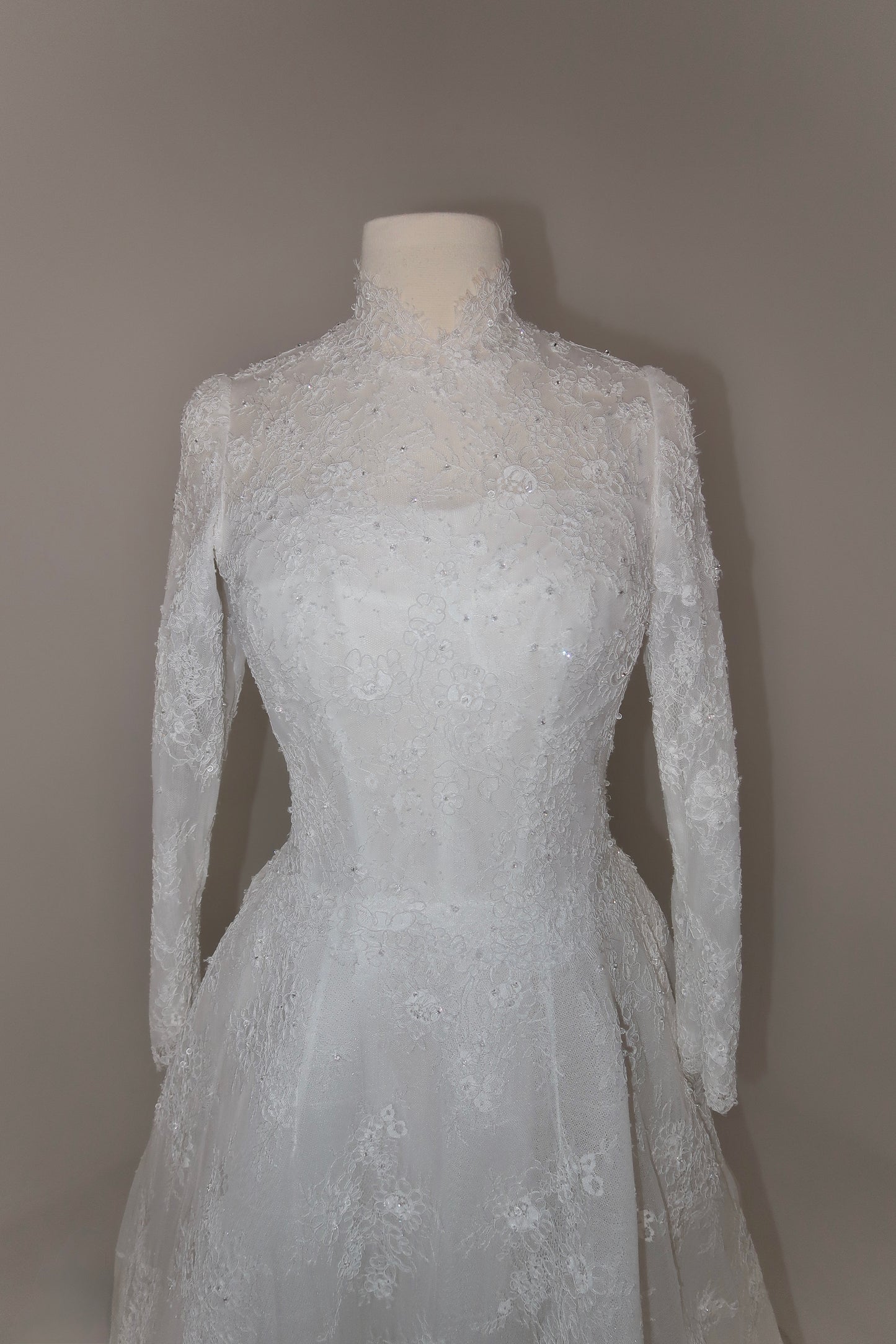 Preloved US10 Anna Augusta Bridal Gown